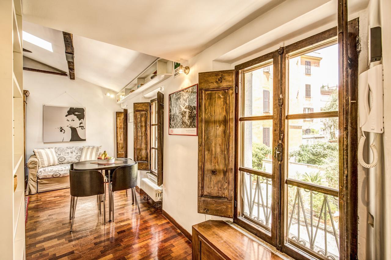 HomeHouse Garofano - Rione Monti - Colosseum Roma Esterno foto