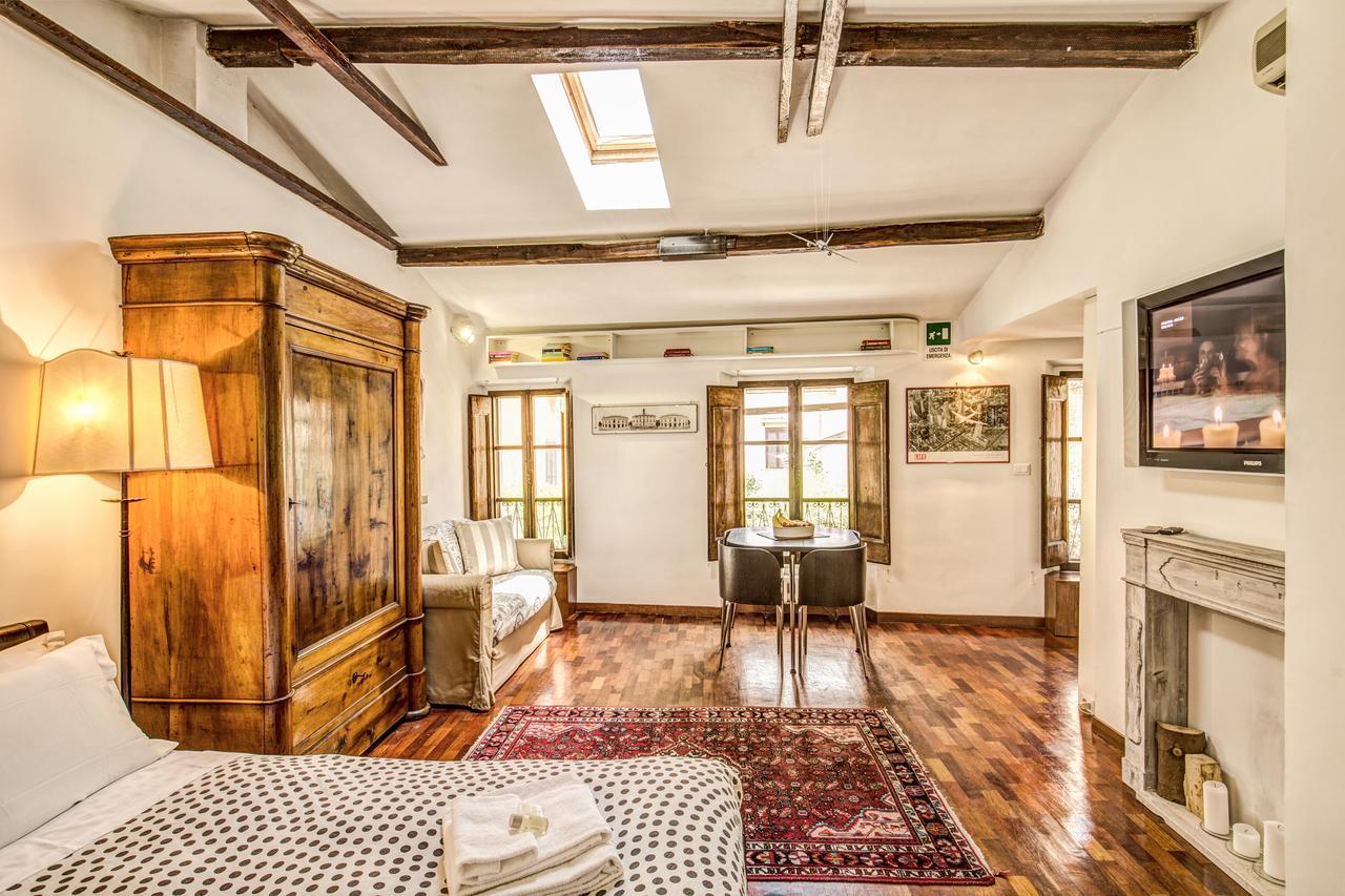 HomeHouse Garofano - Rione Monti - Colosseum Roma Esterno foto