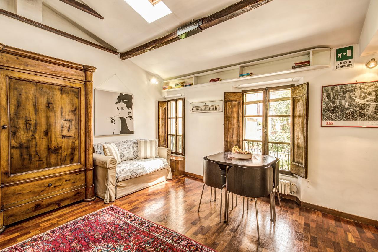 HomeHouse Garofano - Rione Monti - Colosseum Roma Esterno foto