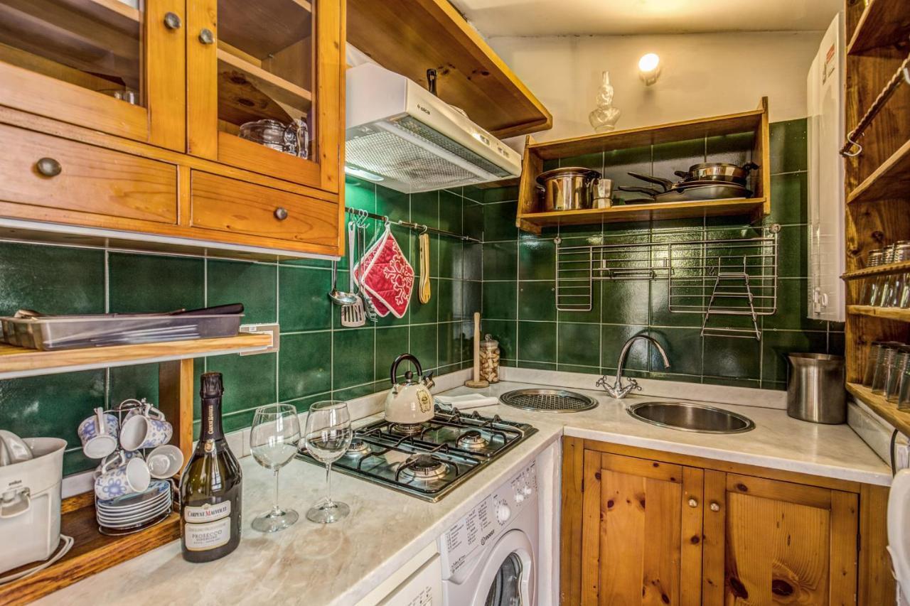 HomeHouse Garofano - Rione Monti - Colosseum Roma Esterno foto